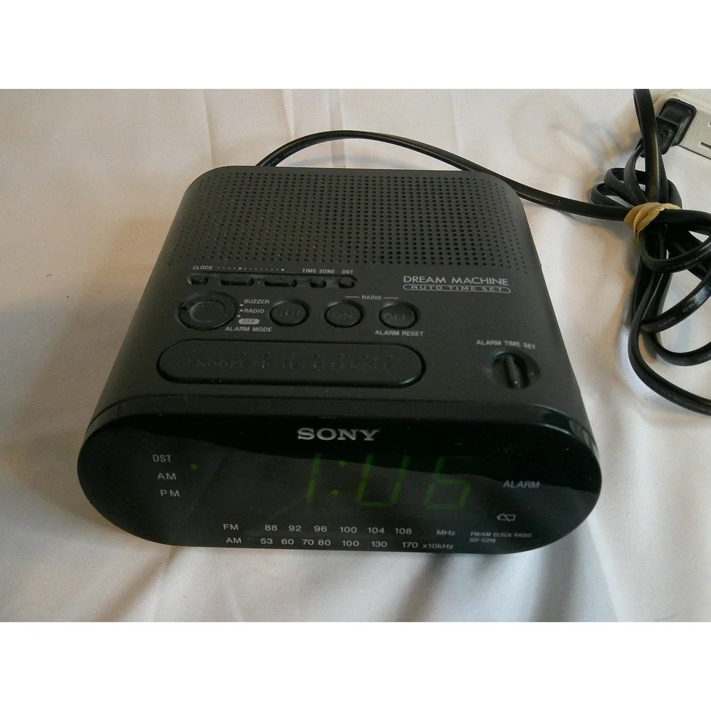 Sony Dream Machine Auto Time Set FM/AM Clock Radio ICF-C218 Alarm Tested‎